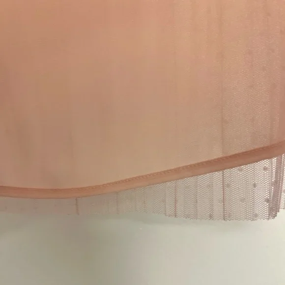 Chelsea 28 Pleated Swiss Dot Mock Neck Sleeveless Top - Picture 5 of 8